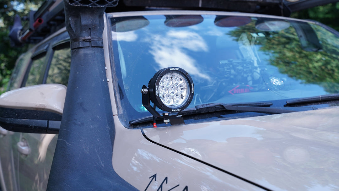 Montajes para pilar A de Toyota 4-Runner 2010-2023 con cañón de luz CG2 de 4.7"  